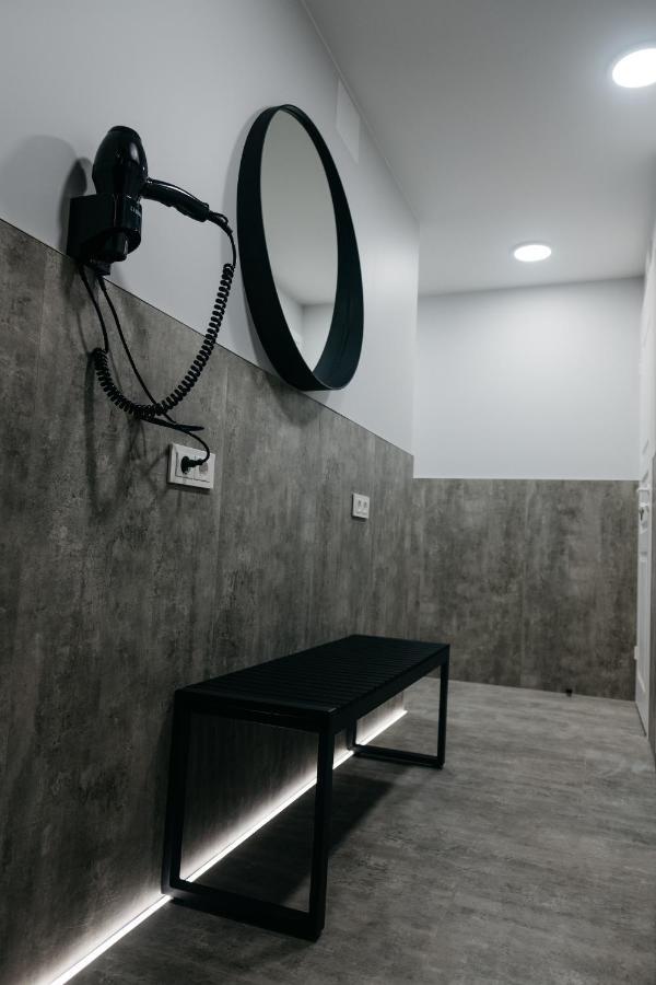 Hotel Bohema à Telšiai Extérieur photo